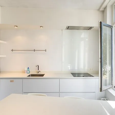 Beautiful Modern In The Heart Of *